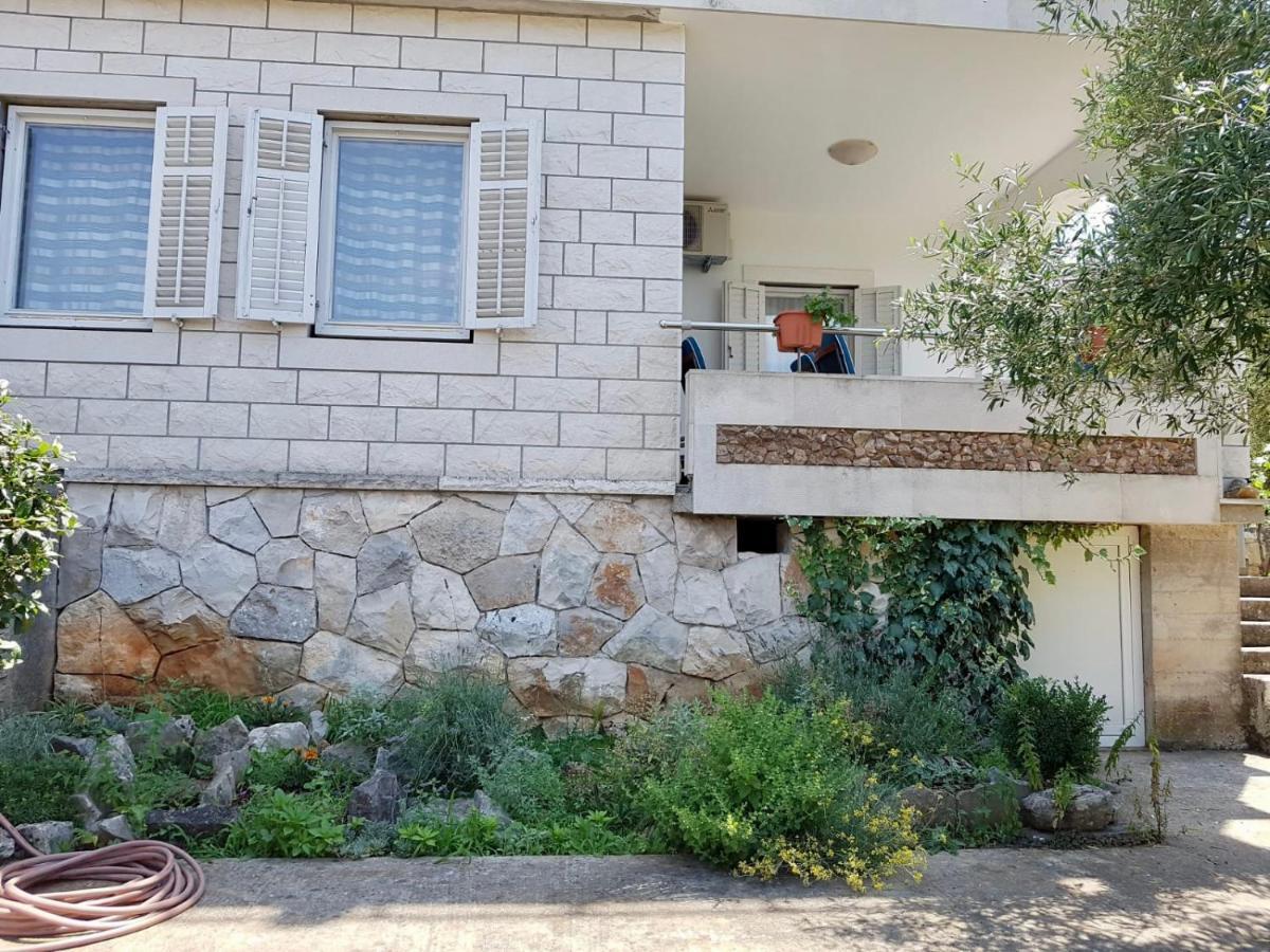 Zrnovo Apartmani Luka מראה חיצוני תמונה